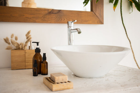 Cómo instalar un grifo de lavabo - Thebath