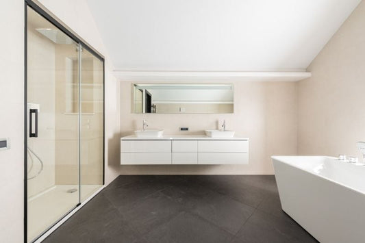 4 modelos para cuartos de baño con platos de ducha